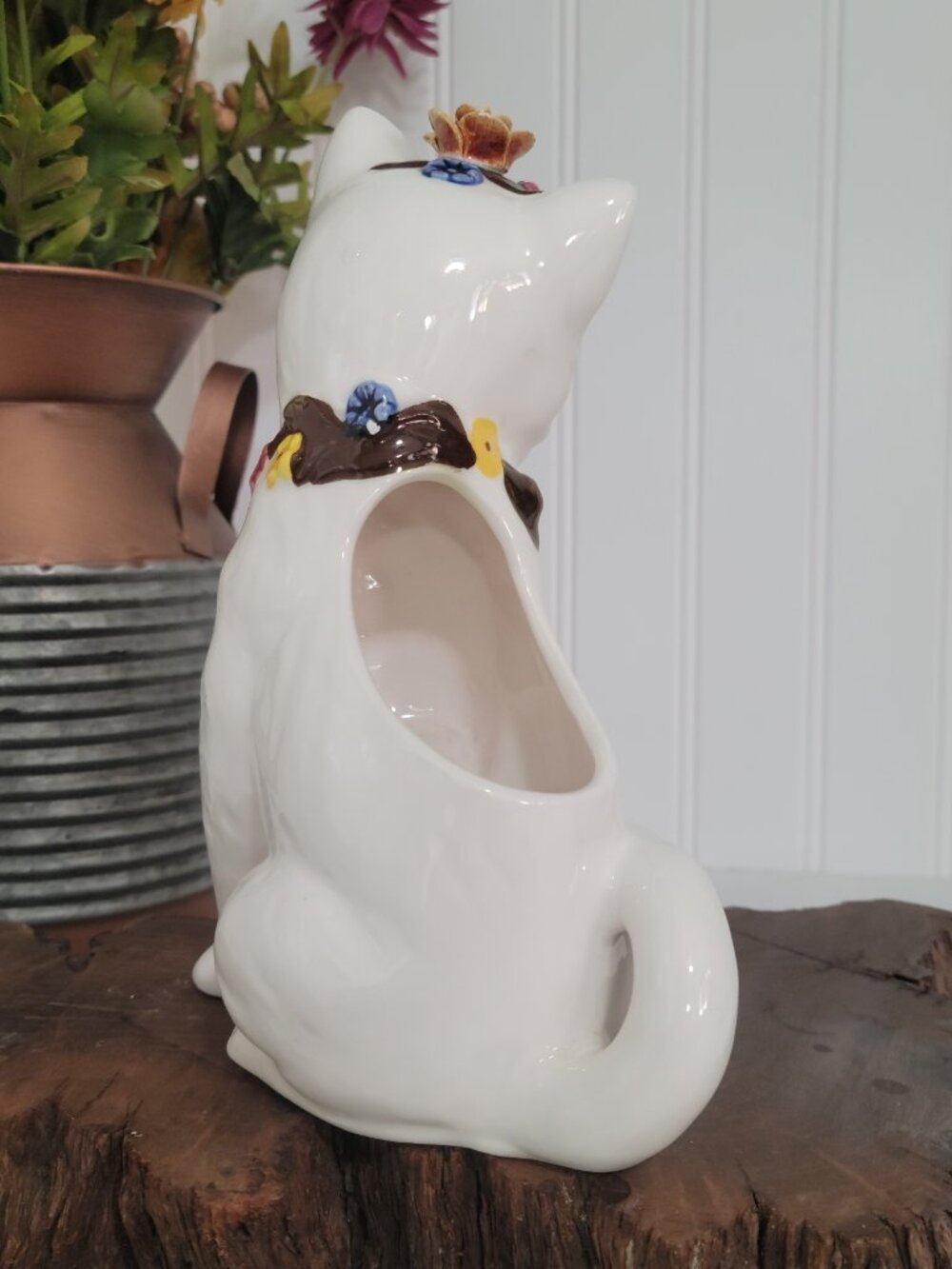 Vtg Retro Kitschy MCM Cottagecore White Ceramic Cat Kitten 3D Floral Planter - Picture 5 of 12